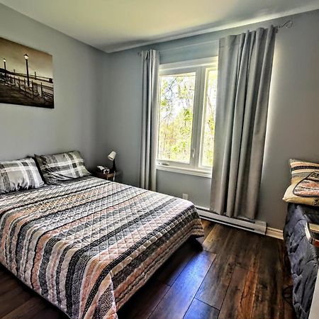 Salmon River Motel Shannonville Buitenkant foto